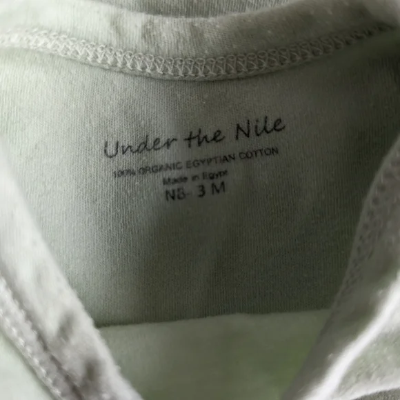 Under the Nile short sleeve onesies - Picture 2 of 2